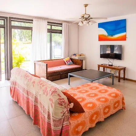 Villa Simone: Sunlit Beach Getaway W/ Pool + Wifi Belle Mare Exterior photo